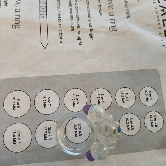 Bubble Ring / Vintage Lucite Plastic Huge Mod Bubble Cocktail Ring - Picture 10 of 10